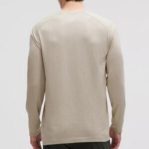 Lululemon Raw Linen/White Metal Vent Tech Long Sleeve Tee Size Medium NWT